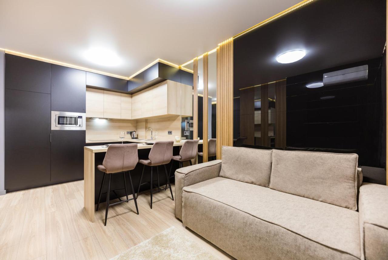 Fayna Town - Loft Black - Nyvky Κίεβο Εξωτερικό φωτογραφία